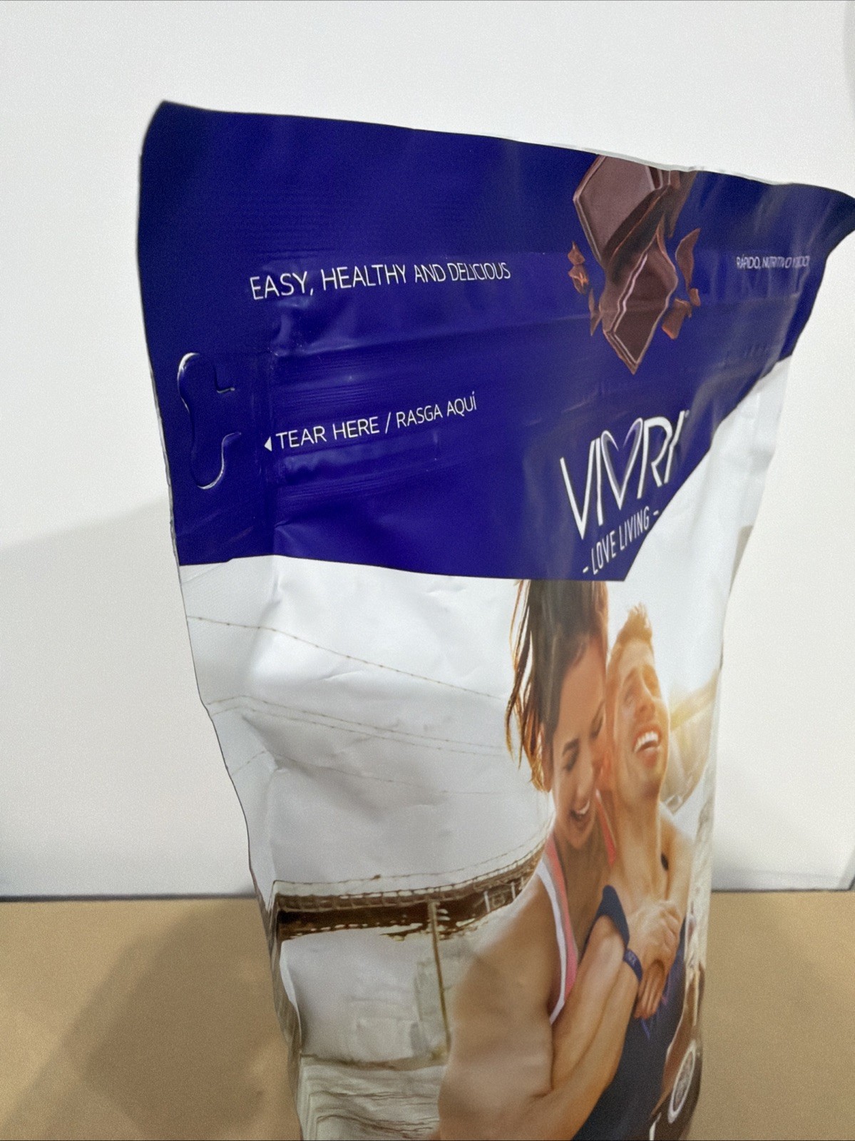 Vivri Chocolate Delight Shake Me! Love Living.Complete Meal Replacement. BB02/25