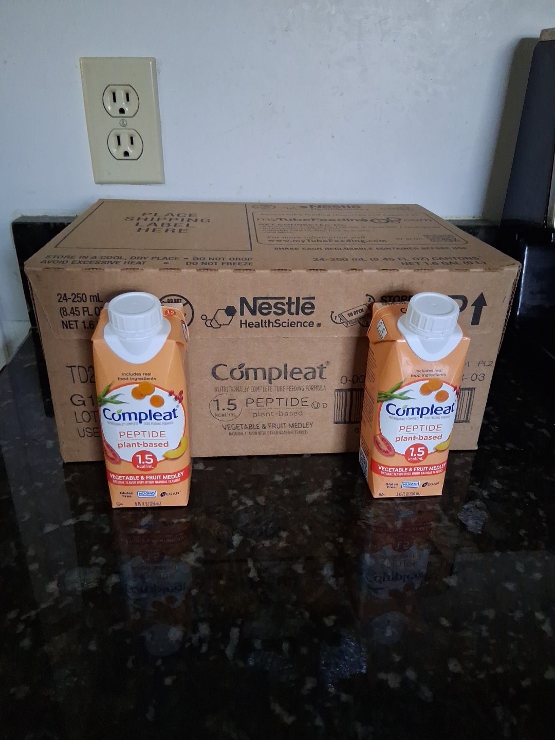 Nestle Compleat Peptide 1.5kcal/ml Oral Supplement Vegetable / Fruit Medley 24 –