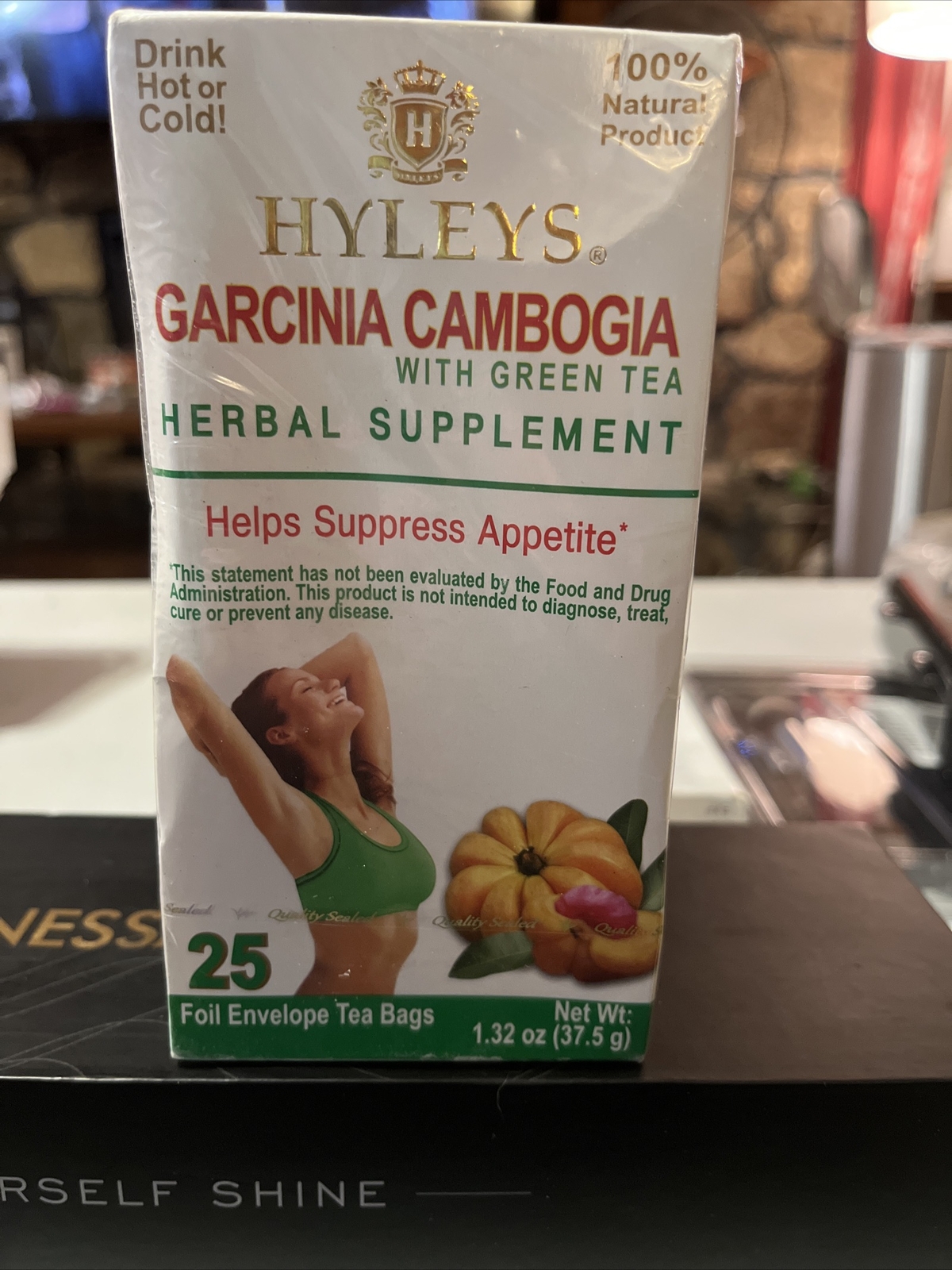 HYLEYS Green Tea With Garcinia Cambogia 25 Tea Bags 3/25 Box Dented