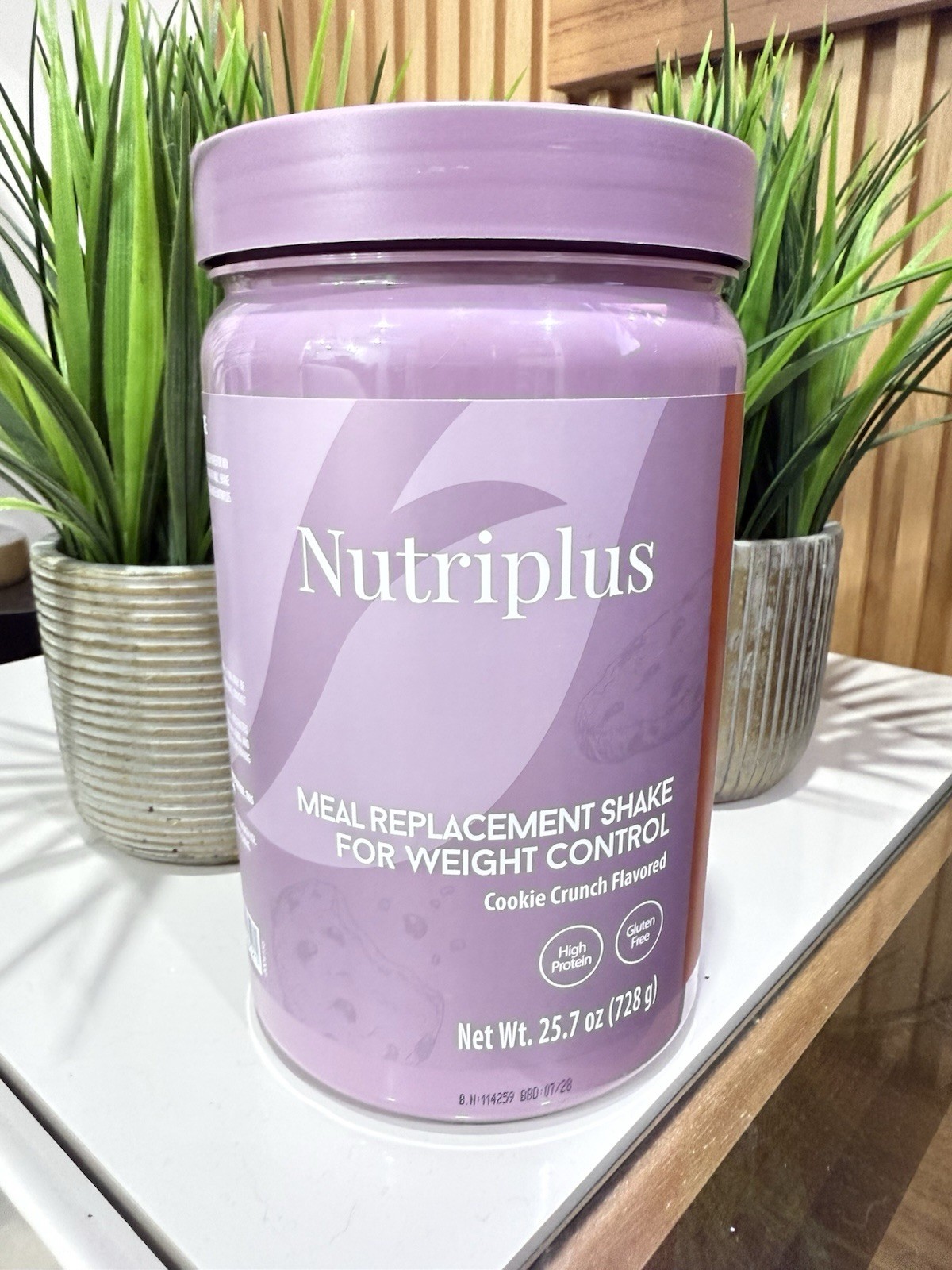 FARMASI New Nutriplus Meal Replacement Shake Cookie Crunch