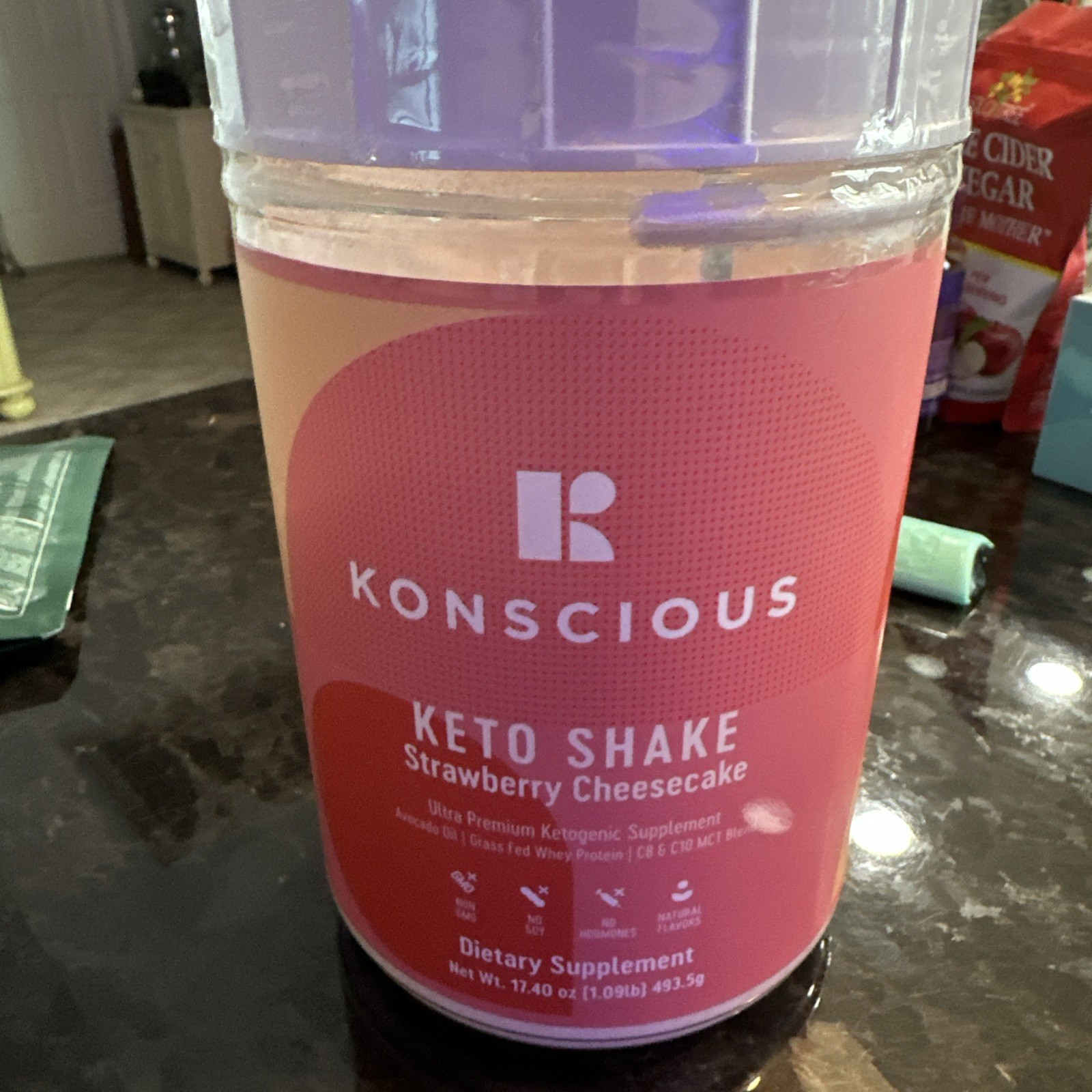 Konscious Keto Shake Strawberry Ketogenic Weight Loss MCT + Whey + Avocado 12/26