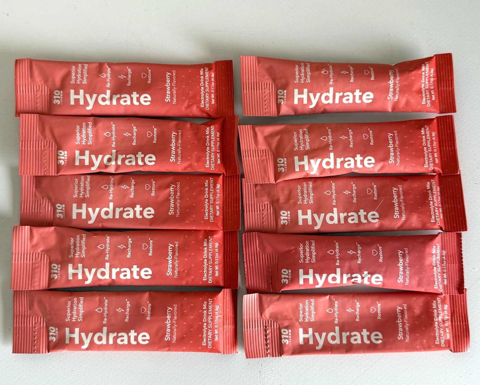 310 NUTRITION 10 STRAWBERRY HYDRATES (NEW/SEALED PACKETS) EXP 06/2026